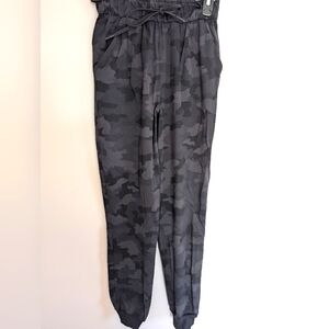Lululemon Ready to Rulu Jogger Camo Size 2
